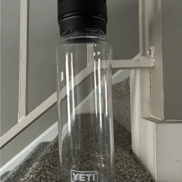 YETI Black and Clear Bottle - Picture 1 of 1